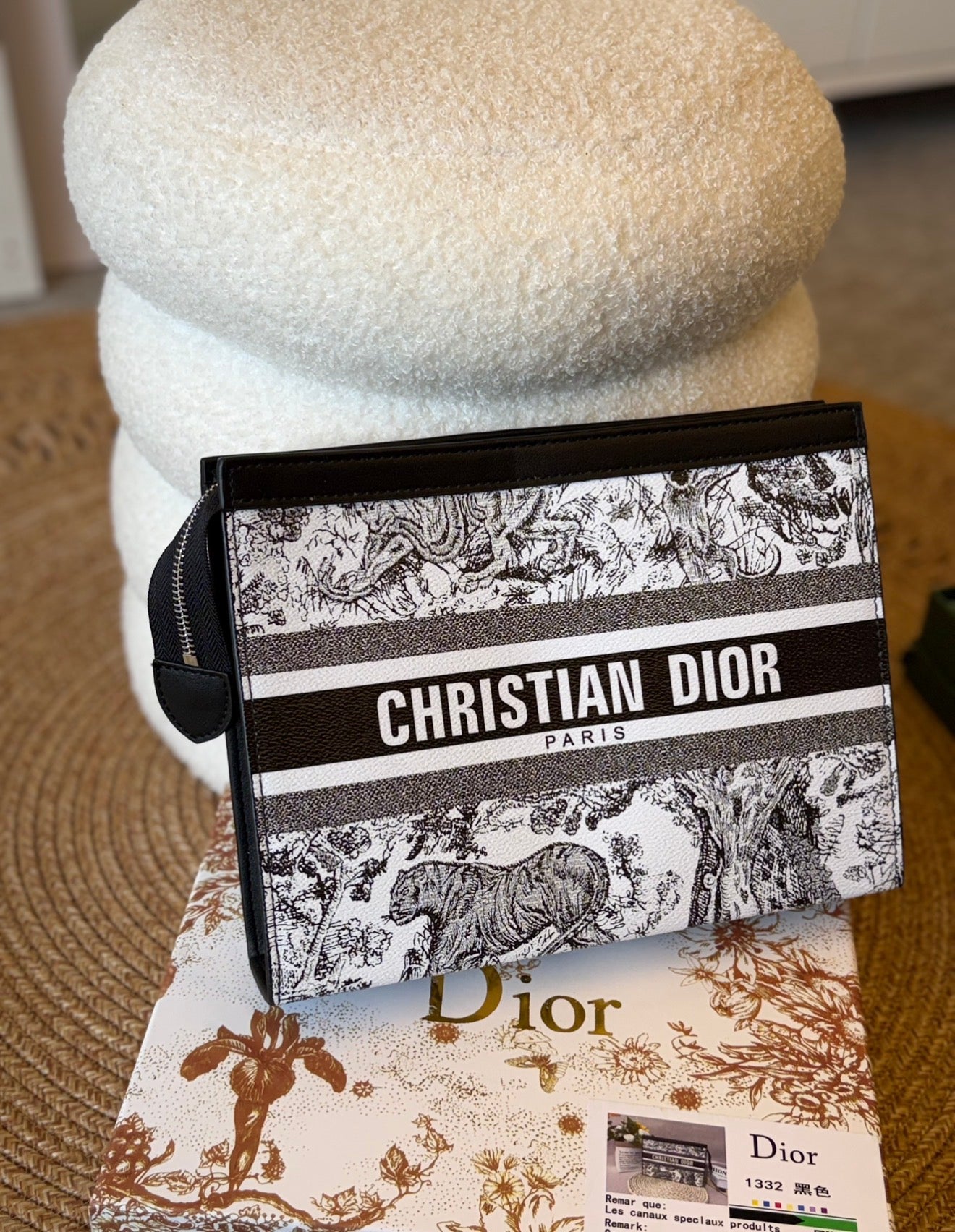 Clutch bag