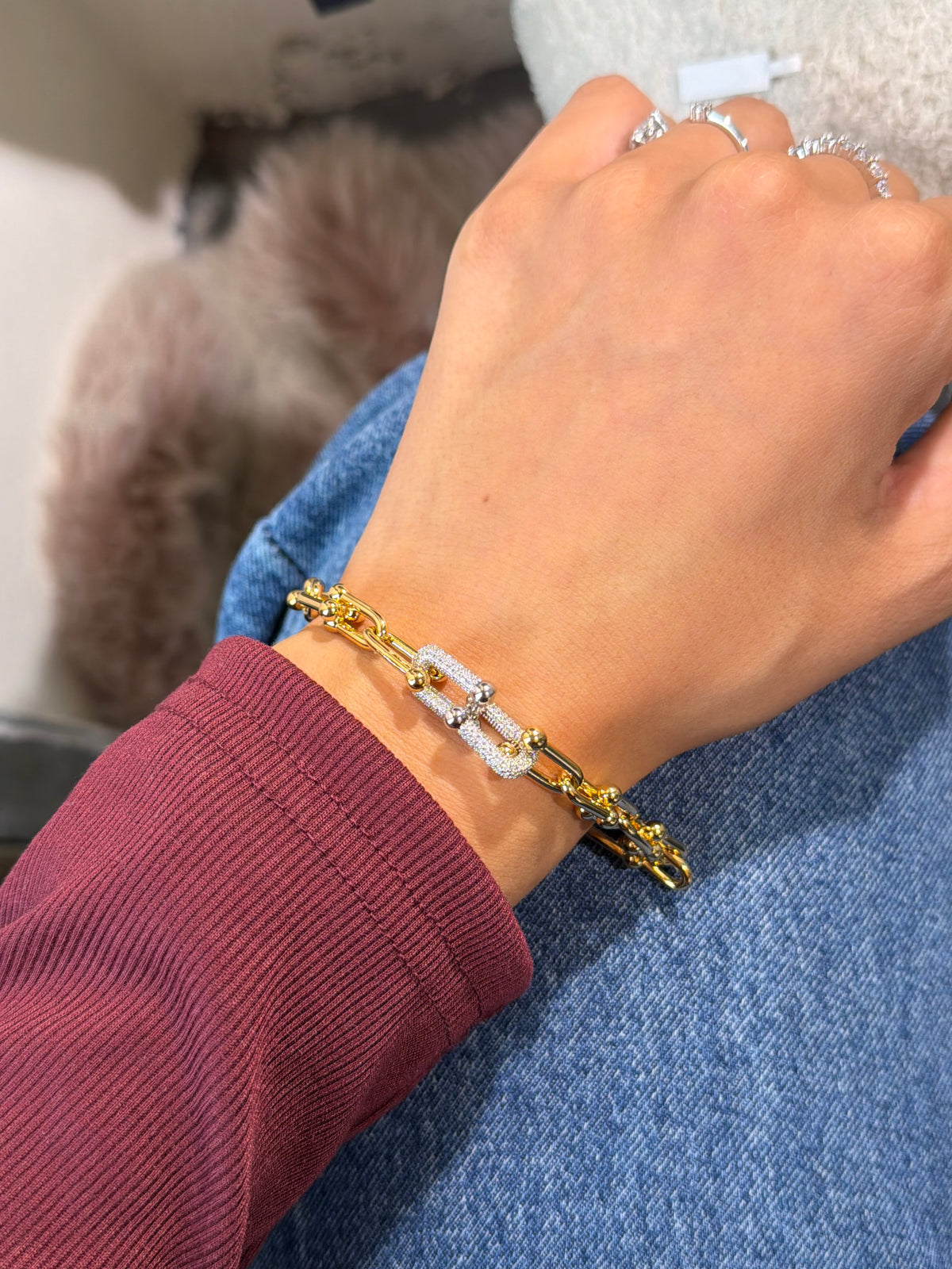 Bracelet