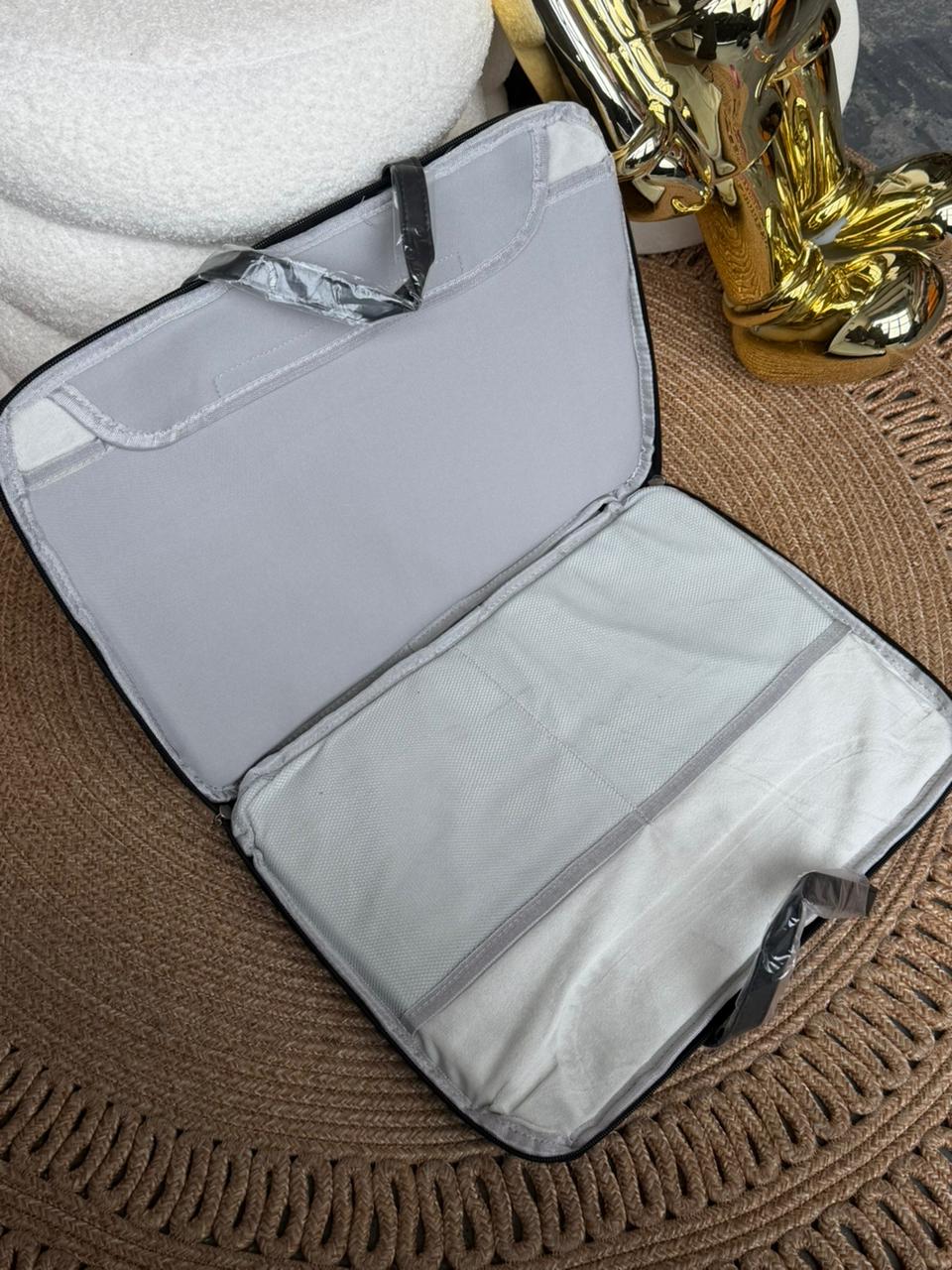 Laptop bag