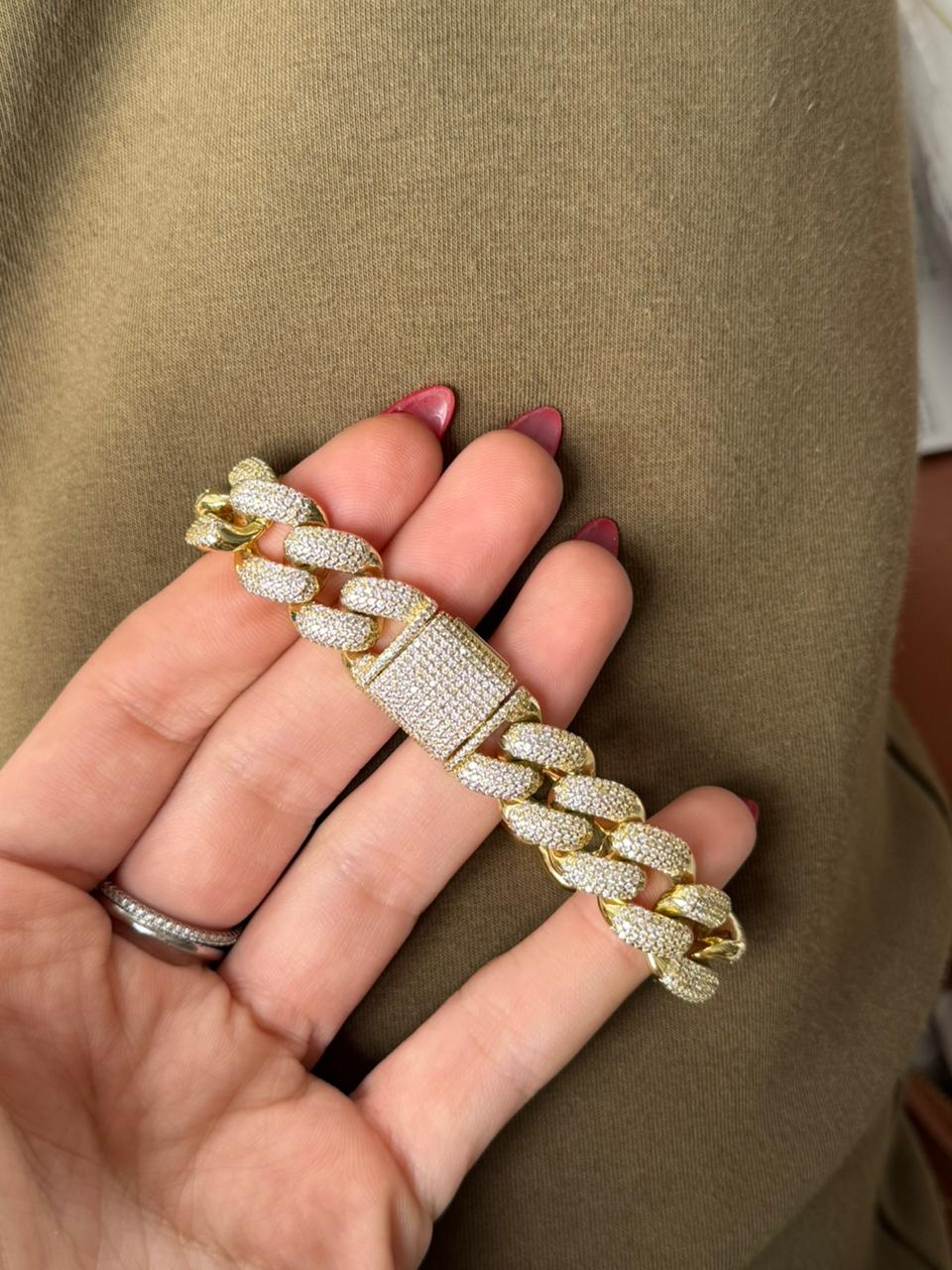 Bracelet