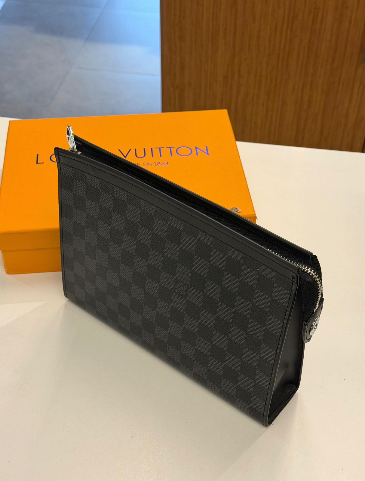 Clutch bag