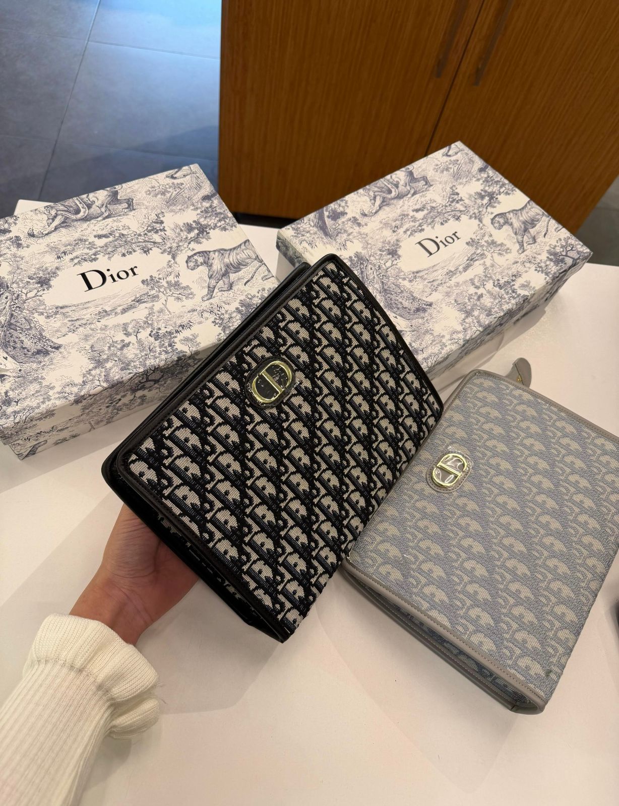Clutch bag