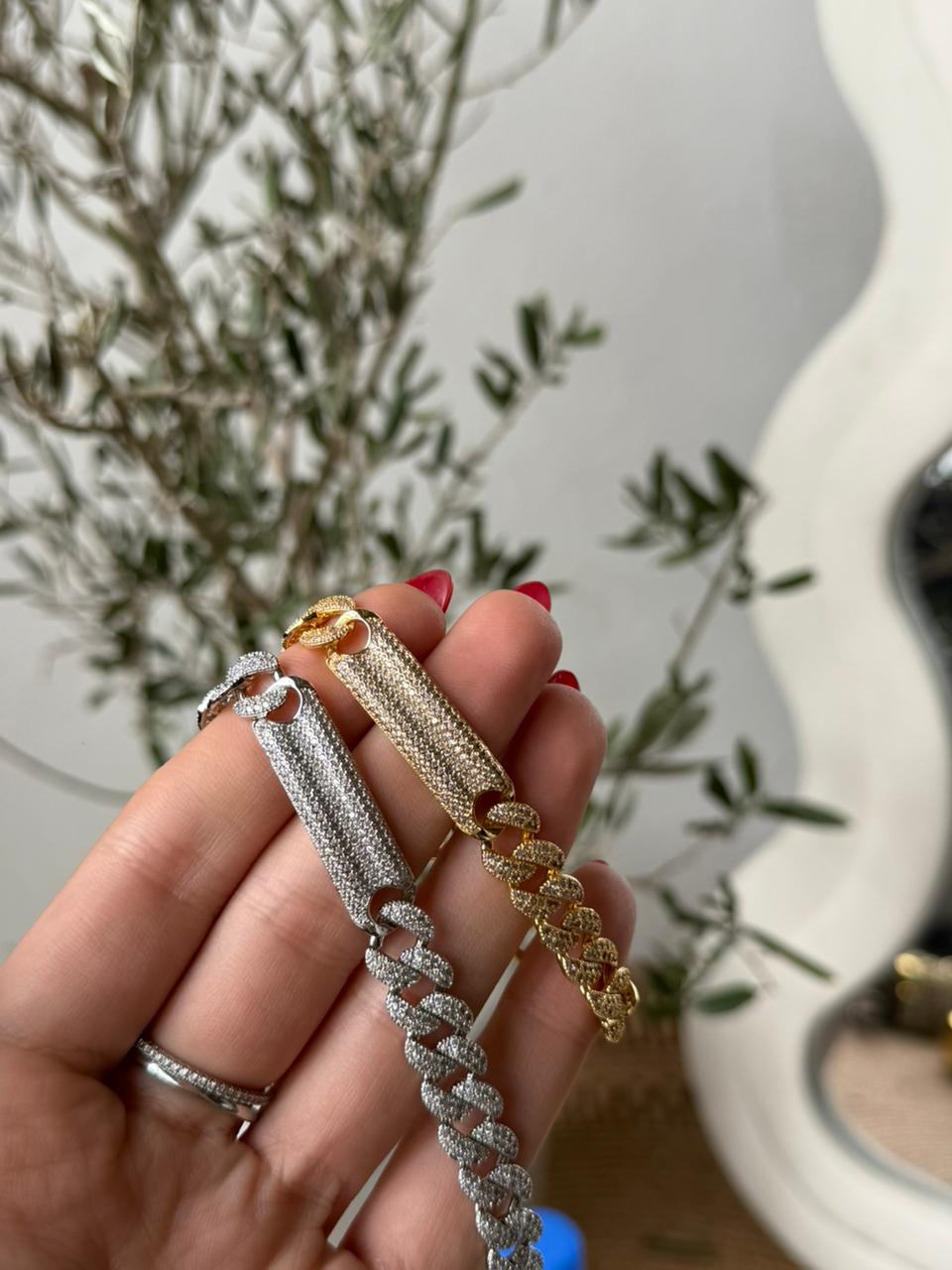 Bracelet