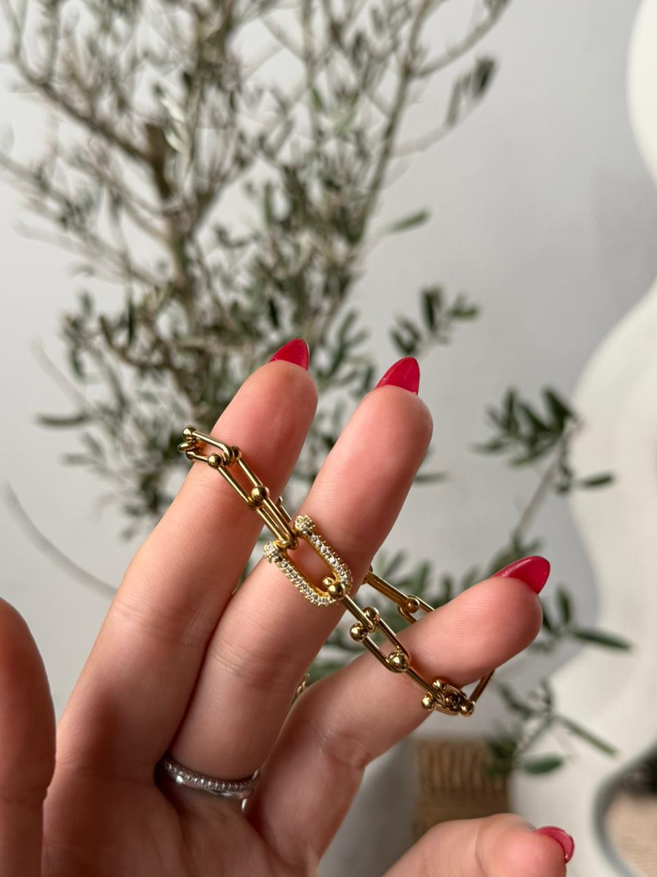 Bracelet
