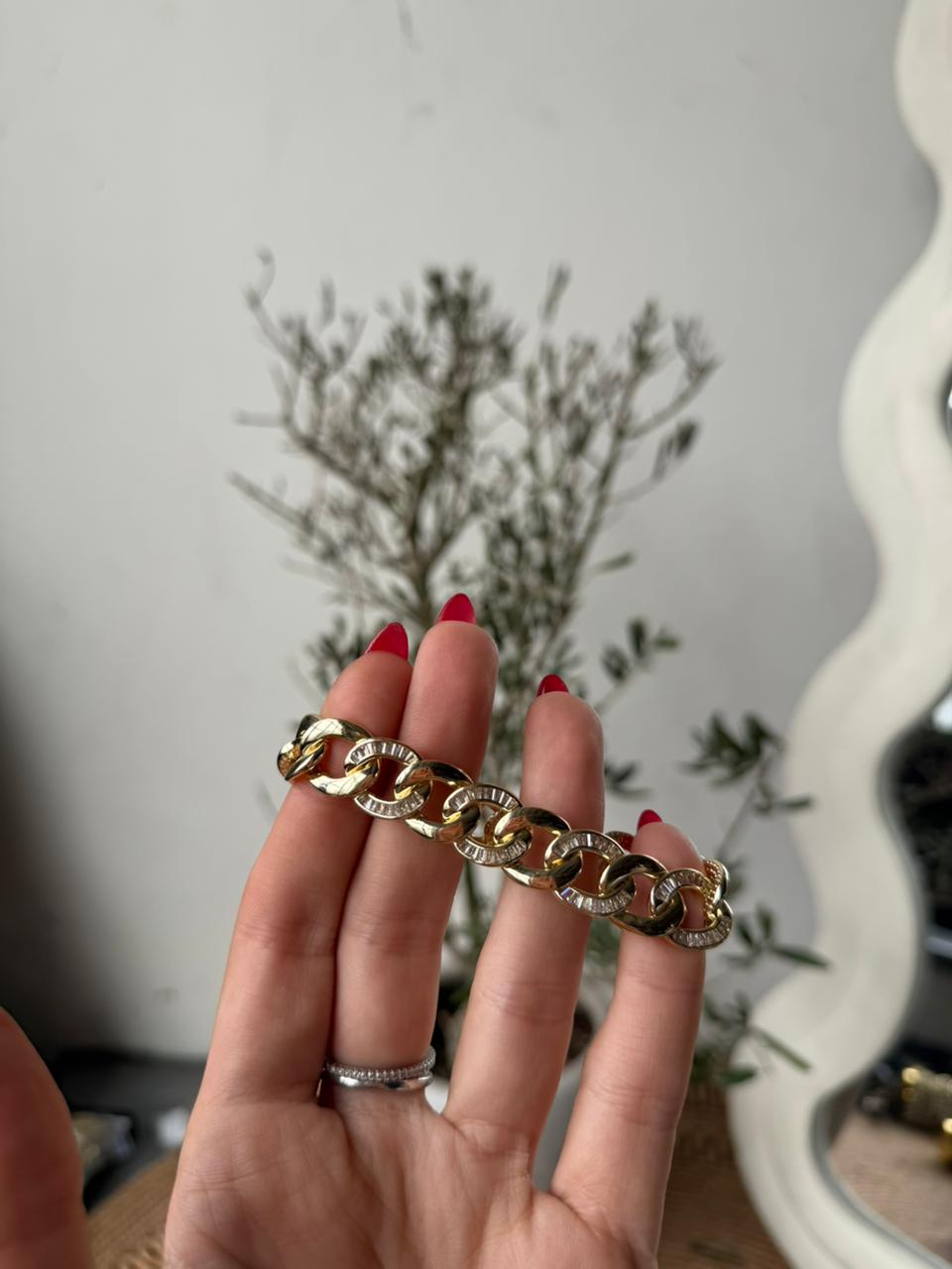 Bracelet