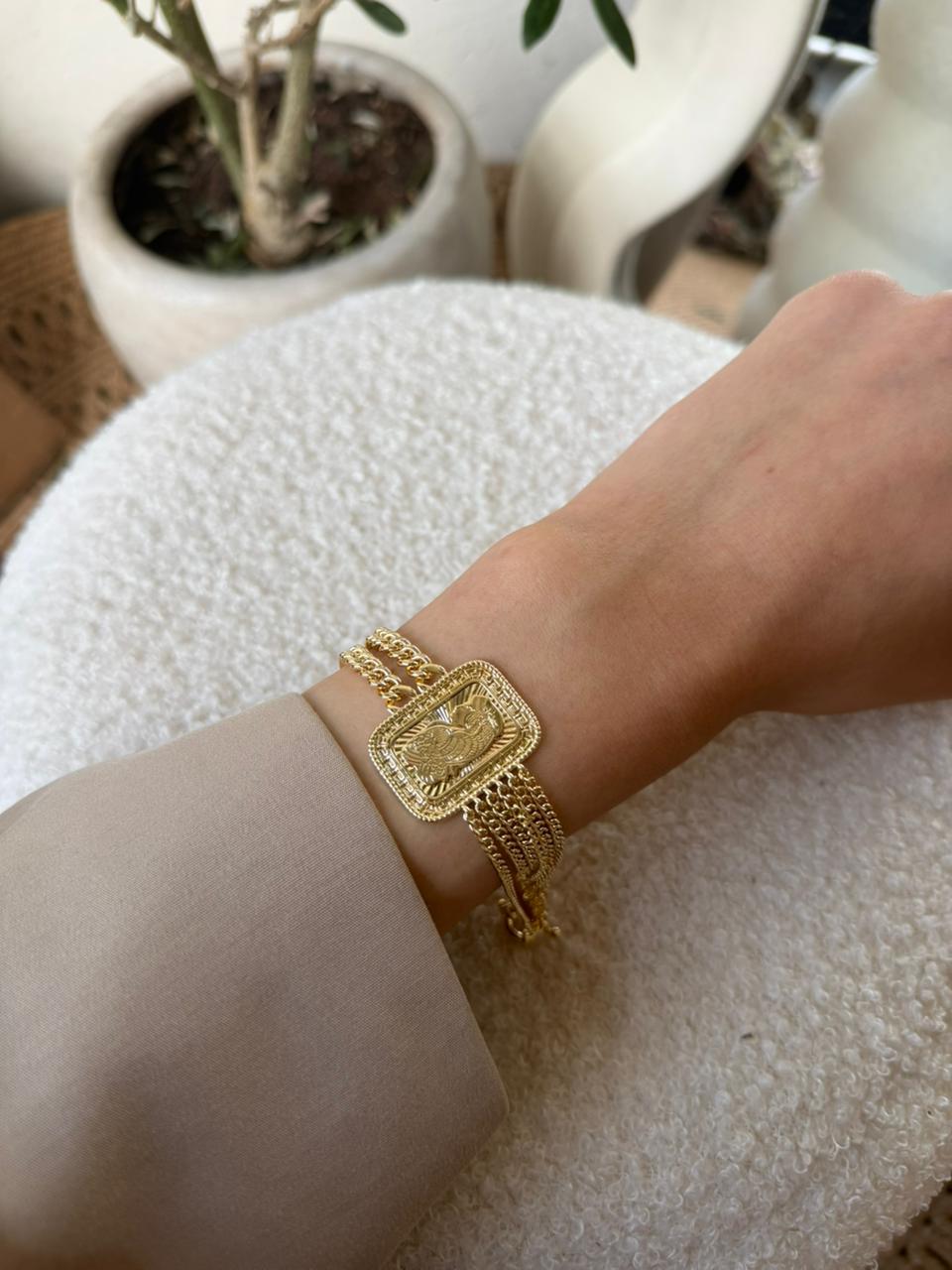 Bracelet