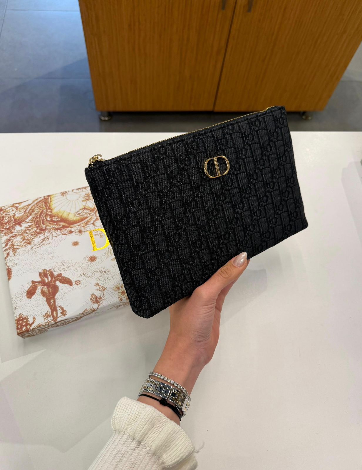 Clutch bag